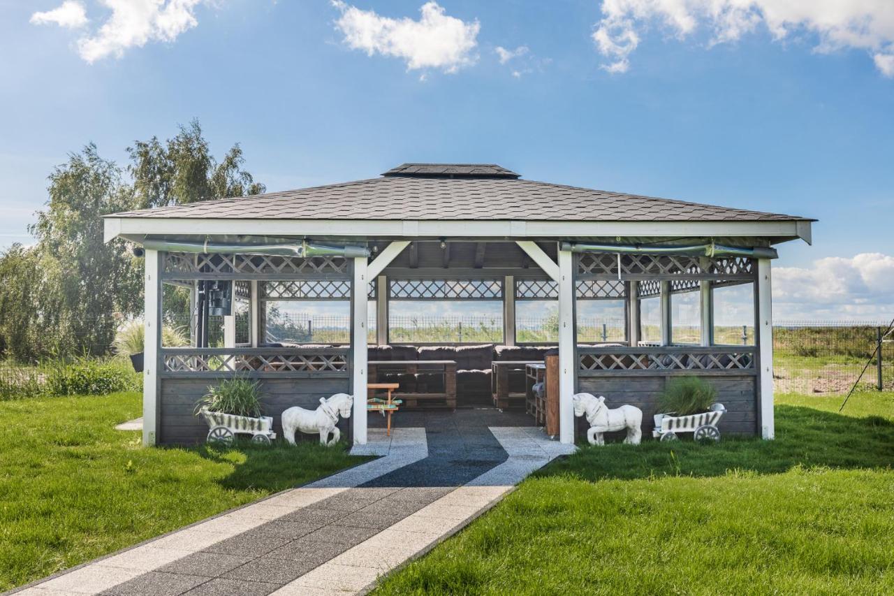 Przystan 44 Villa Świnoujście Exteriör bild